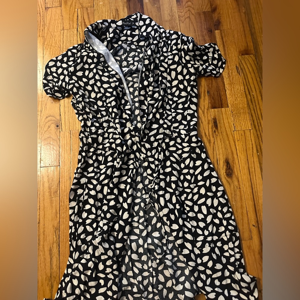 Button Up Dresses Bundle!! - image 3